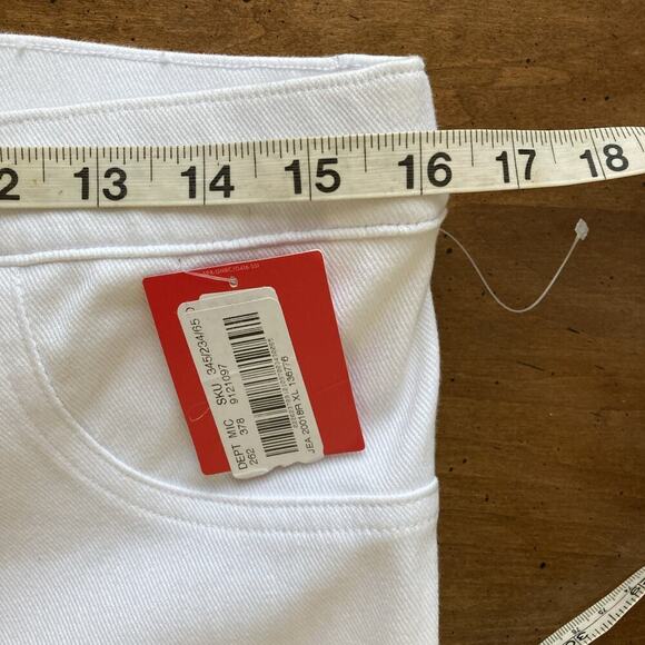 Spanx Women's White Denim Skinny Jean Leggings NWT Sz XL Slimming Sarah Blakely - Picture 6 of 8